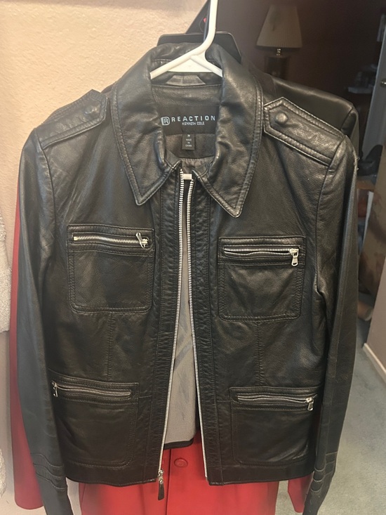 Kenneth Cole Reaction Jackets & Blazers - Kenneth Cole Reaction Black Leather Zip Pocket Jacket